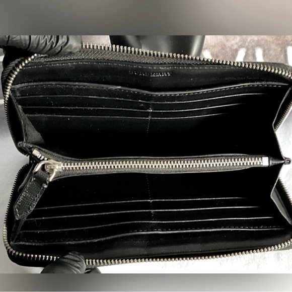 BURBERRY Smoke Check / Nova Check Plaid Leather Zip Around Wallet - Picture 9 of 11